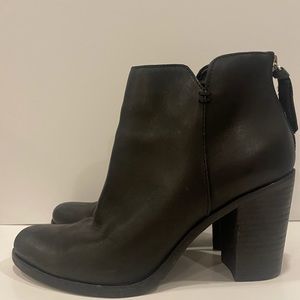 Nordstrom BP Black Ankle Booties | Size 8W